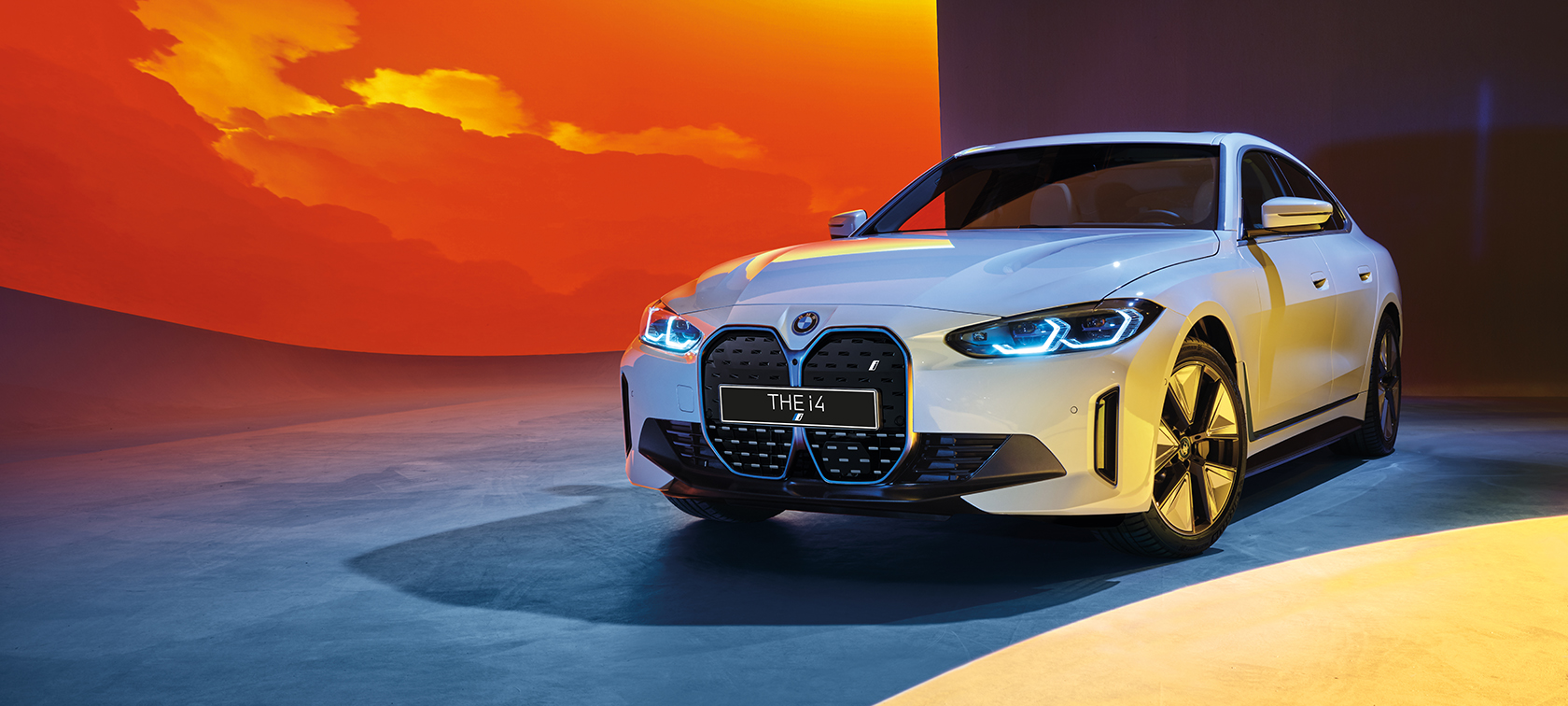 BMW OSL Prestige | BMW New and Used Car Dealer Showroom in Kolkata